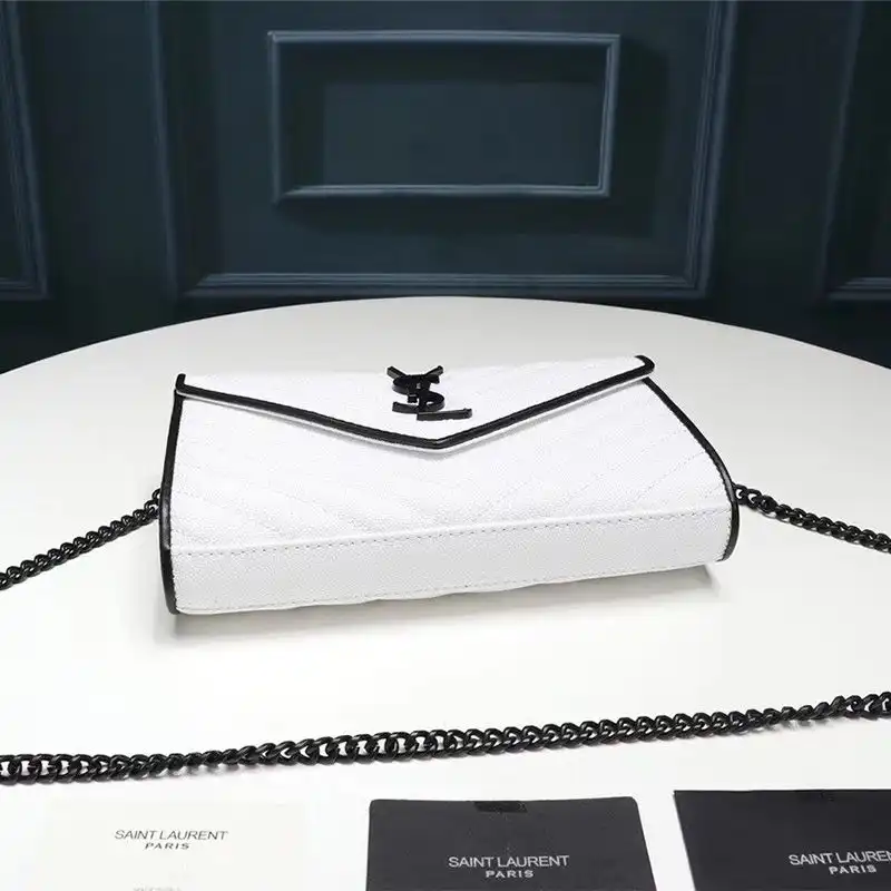 CHEAP Saint Laurent Large Monogram Chain Wallet In Grained Matelasse Leather White Black 0124