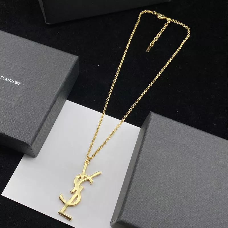 Saint Laurent Opyum Pendant Necklace In Metal Gold 0112