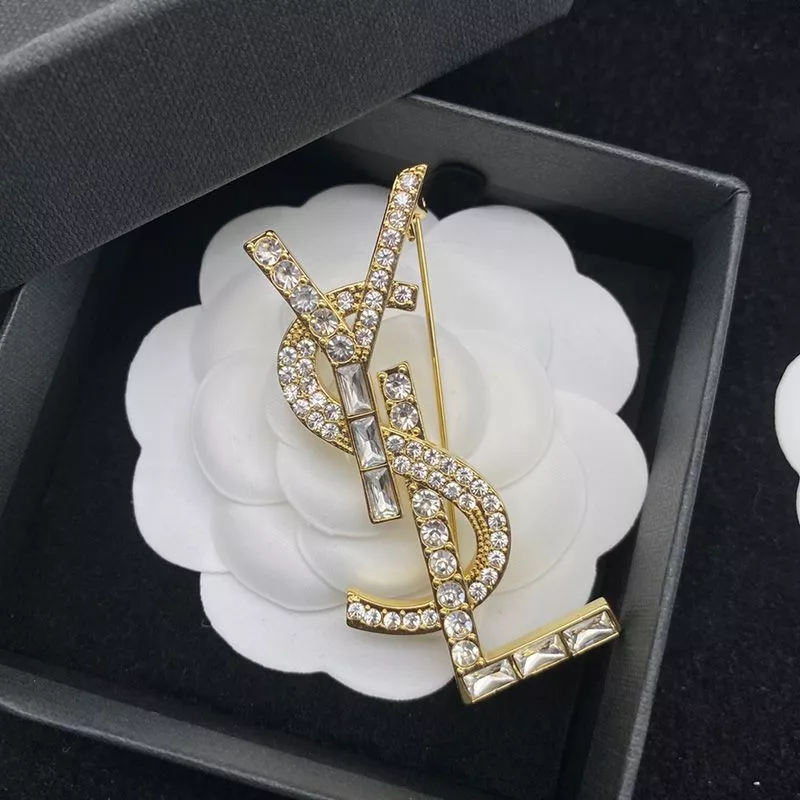 CHEAP Saint Laurent Opyum Brooch In Metal, Crystal and Rhinestones Gold 0118