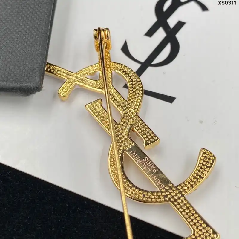 CHEAP Saint Laurent Opyum Brooch In Metal, Enamel and Crystals Gold White 0204