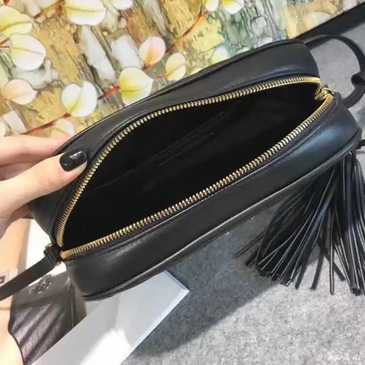 CHEAP Lou Laurent In Leather Saint Matelasse Gold Camera Bag Black 0320